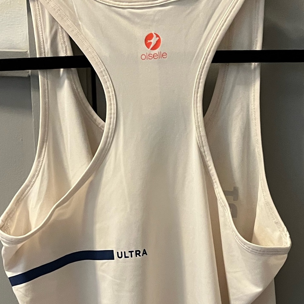 Oiselle tank - Picture 7 of 7
